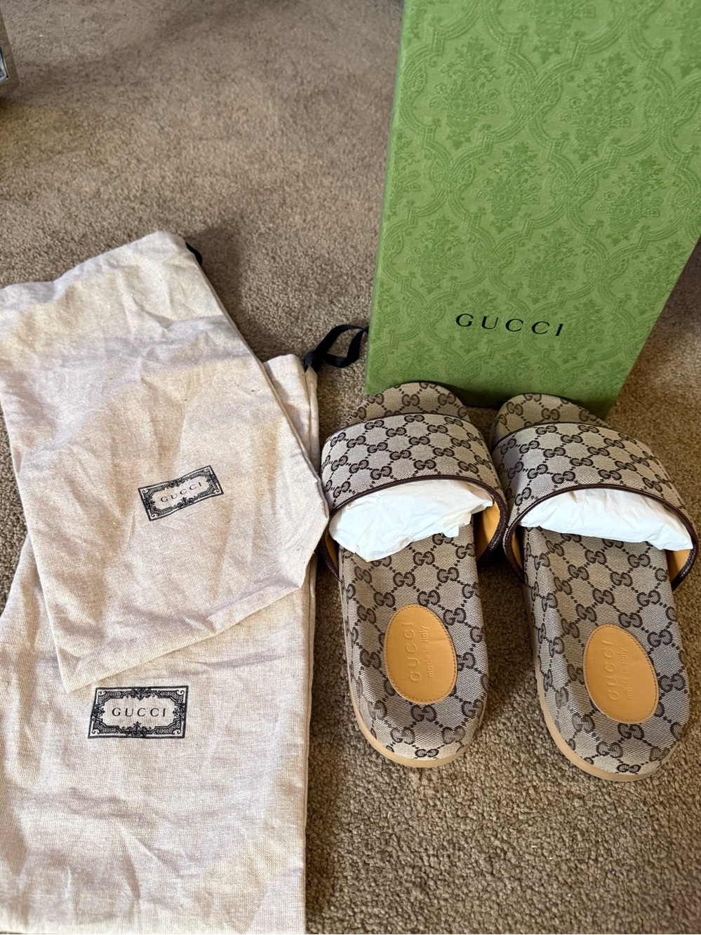 Gucci• Supreme Beige Monogram GG Slides